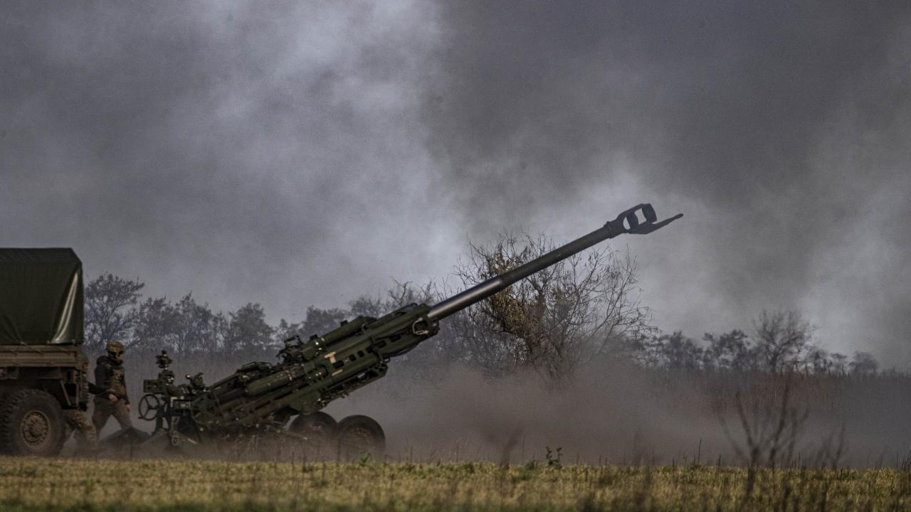 Mikola, savaşın başlangıcında Rus güçlerinin Ukrayna ordusuna çok daha fazla topçu atışı yaptığını ama artık durumun değiştiğini belirterek, şu ifadeleri kullandı: