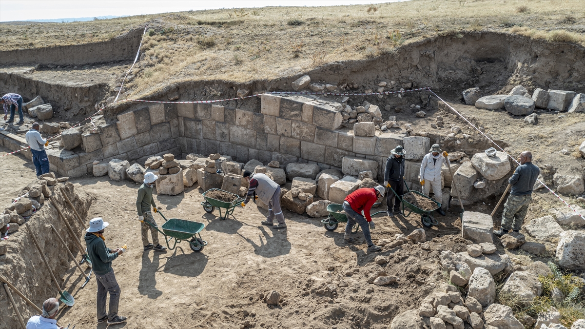 "Kazılara katkımız sürecek