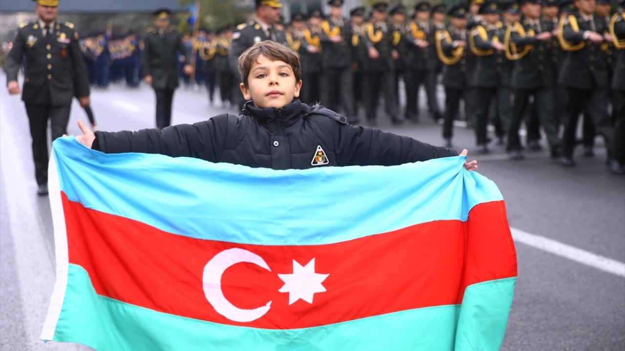 AZERBAYCAN ORDUSU 44 GÜNDE TOPRAKLARINI KURTARDI