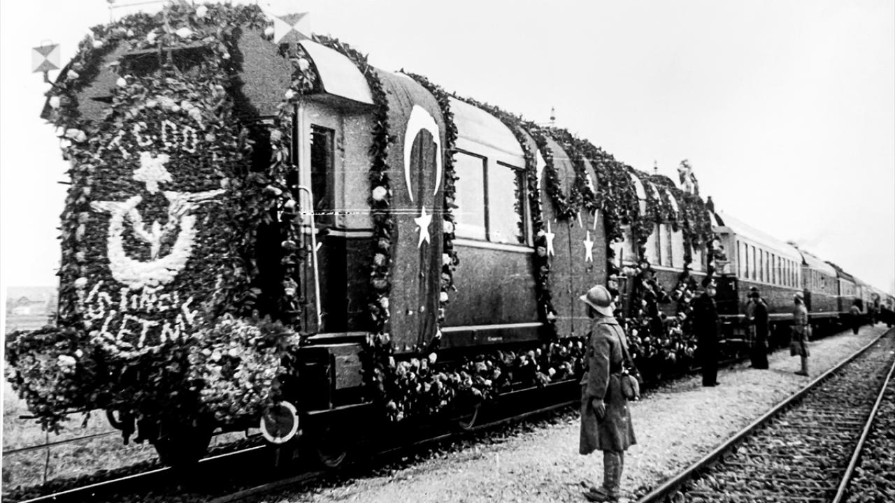 "Çok kıymetli bir albüm"