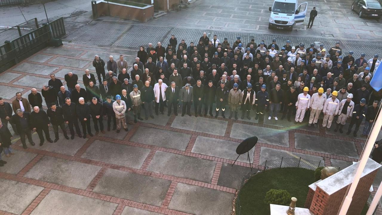 Zonguldak`ta maden işçileri Büyük Önder Atatürk`ü andı