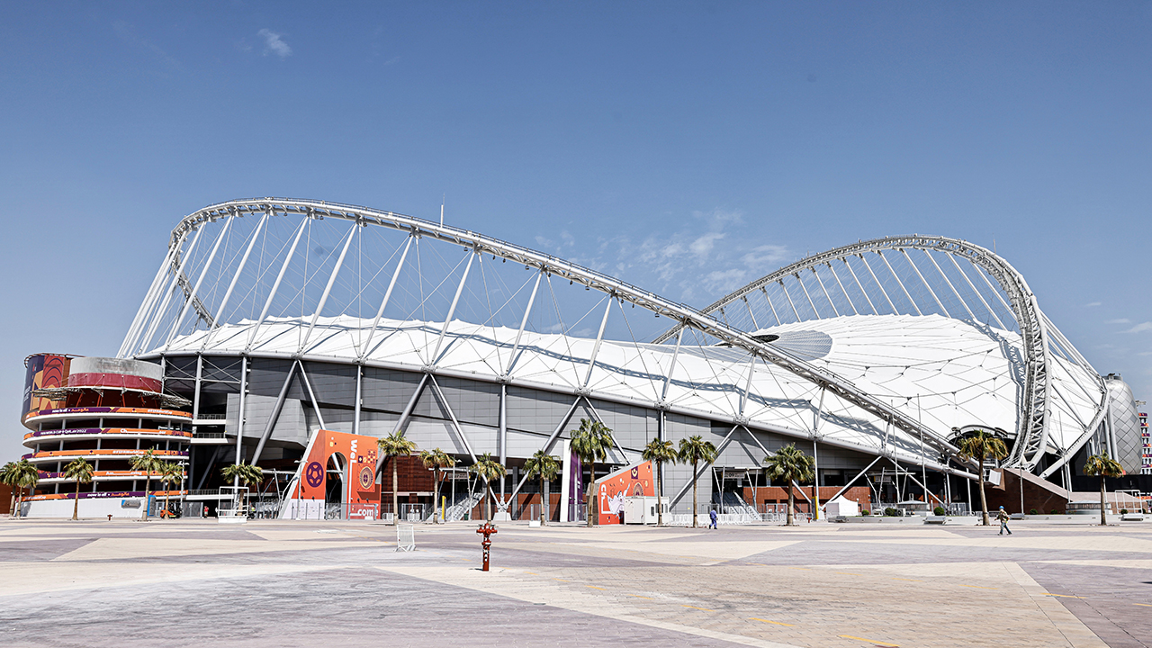 Uluslararası Halife Stadı - 40 bin kişilik