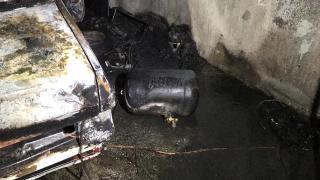 Konya'da aracın LPG tankının patlaması kamerada