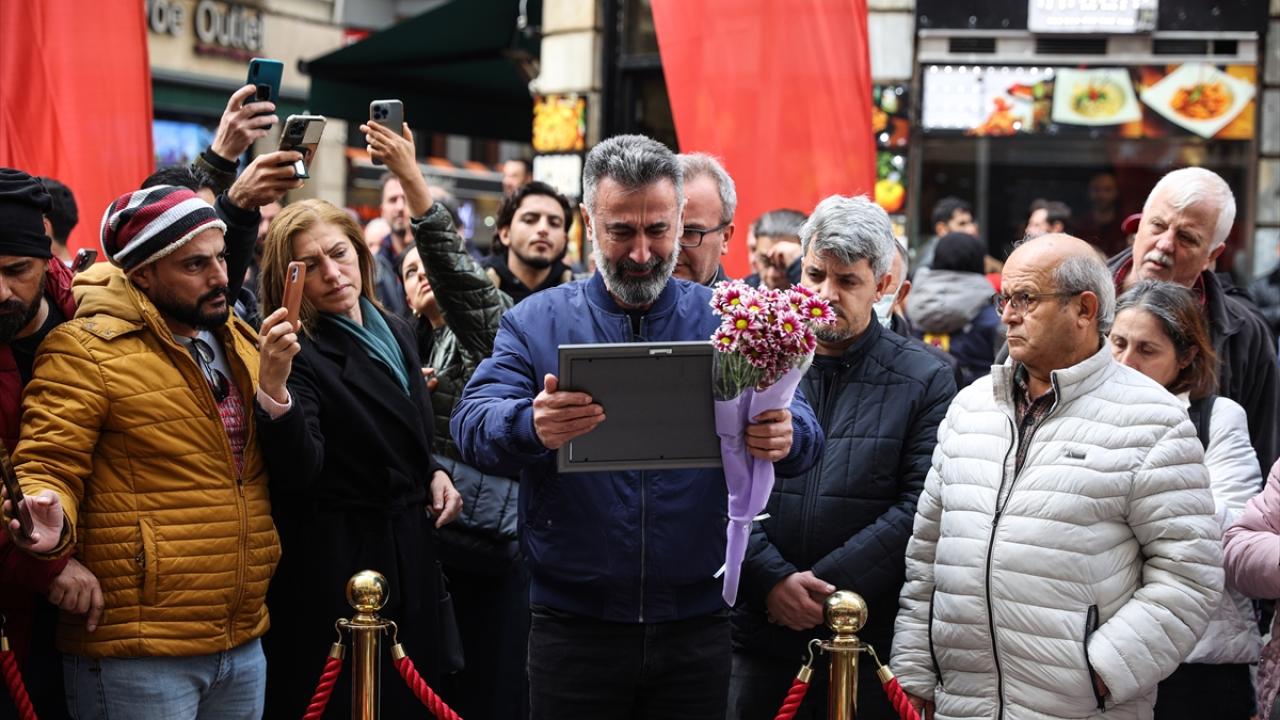 "Ciğerleri parçalansın size baktıkça"