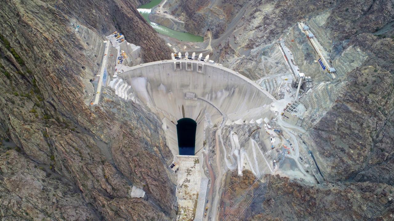 Yusufeli Barajı 22 Kasım’da su tutmaya başlayacak