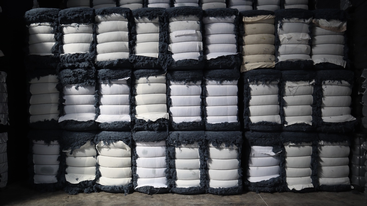 Yıllık 11 bin ton tekstil atığı ekonomiye kazandırılıyor