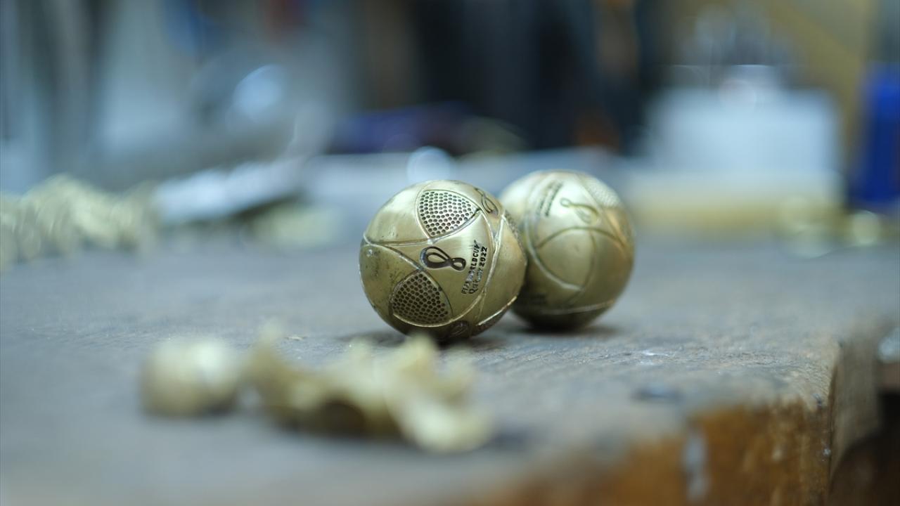 Tasarımlar Katar sembolleriyle dolu ve tamamen orijinal