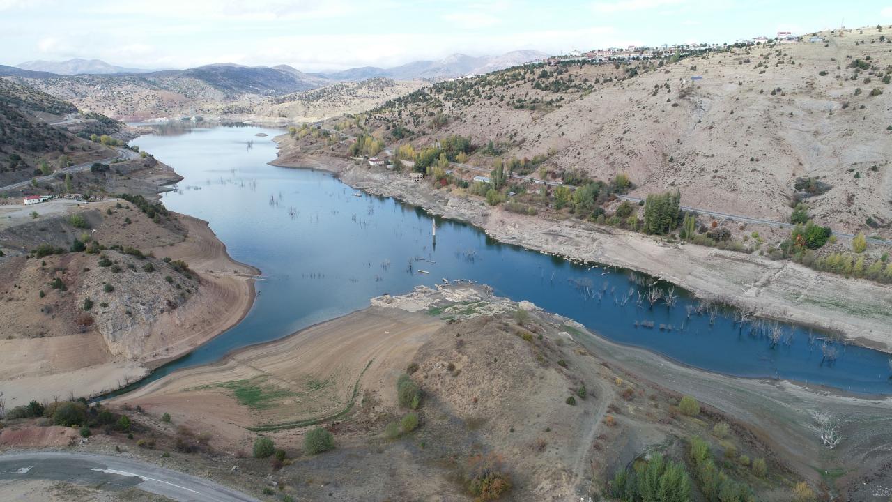 "Pusat Barajı`nda sorun görünmüyor"
