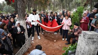 Türkiye sivil şehitlerine ağlıyor