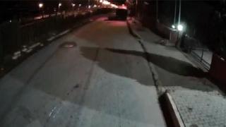 Düzce'deki deprem anı güvenlik kamerasında