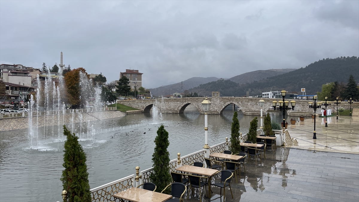 "Halı imalathanesi kurarak köylerimizde halıcılığı canlandırmış olacağız"