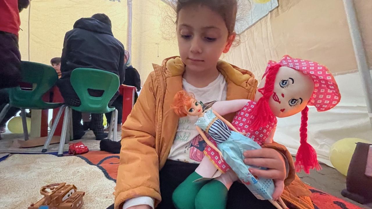 "Çocuklarımızı, bu süreçten çıkarmak için elimizden geleni yapıyoruz"