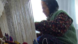 99 yaşında kilim dokuyor: Selver Nine'nin 'Yaşayan İnsan Hazinesi' olması için başvuru yapıldı