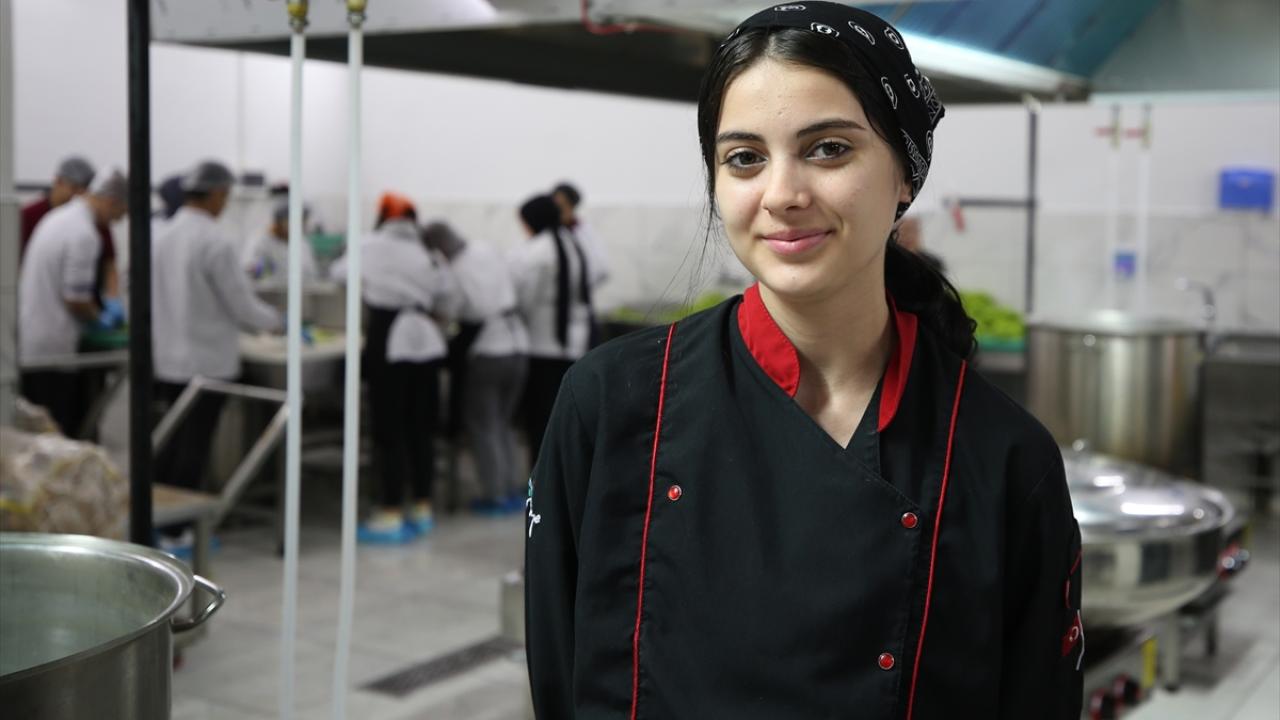 "Yardımlaşmanın ne kadar güzel bir şey olduğunu öğreniyoruz"