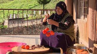 90 yaşındaki Raife nine kışlık telaşında