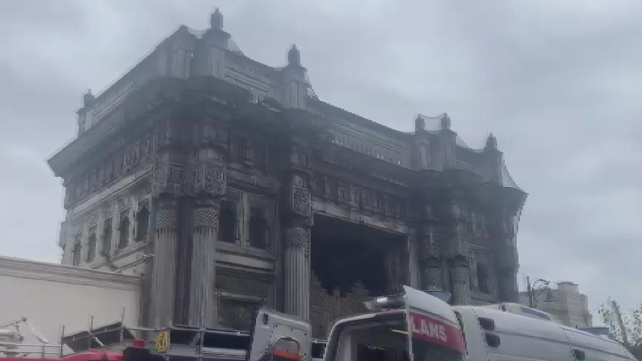 Cadde trafiğe kapatıldı