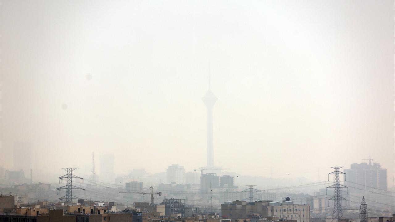 "MASKESİZ GEZMEYİN, AÇIK ORTAMLARDA BULUNMAYIN" UYARISI