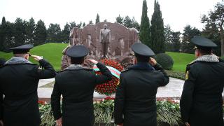 Haydar Aliyev vefatının 19. yılında anılıyor