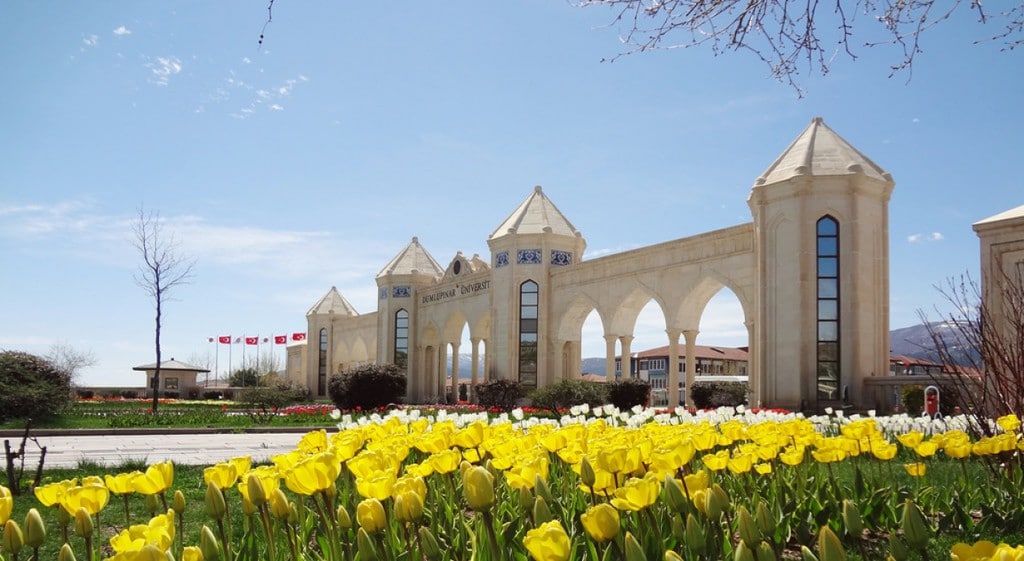 Kütahya Dumlupınar Üniversitesi