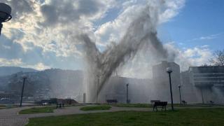 İçme suyu iletim hattı zarar gördü, ev ve iş yerlerini su bastı