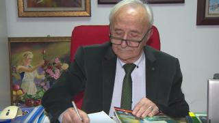 73 yaşındaki yüksek lisans öğrencisi eğitim hayatıyla örnek oldu