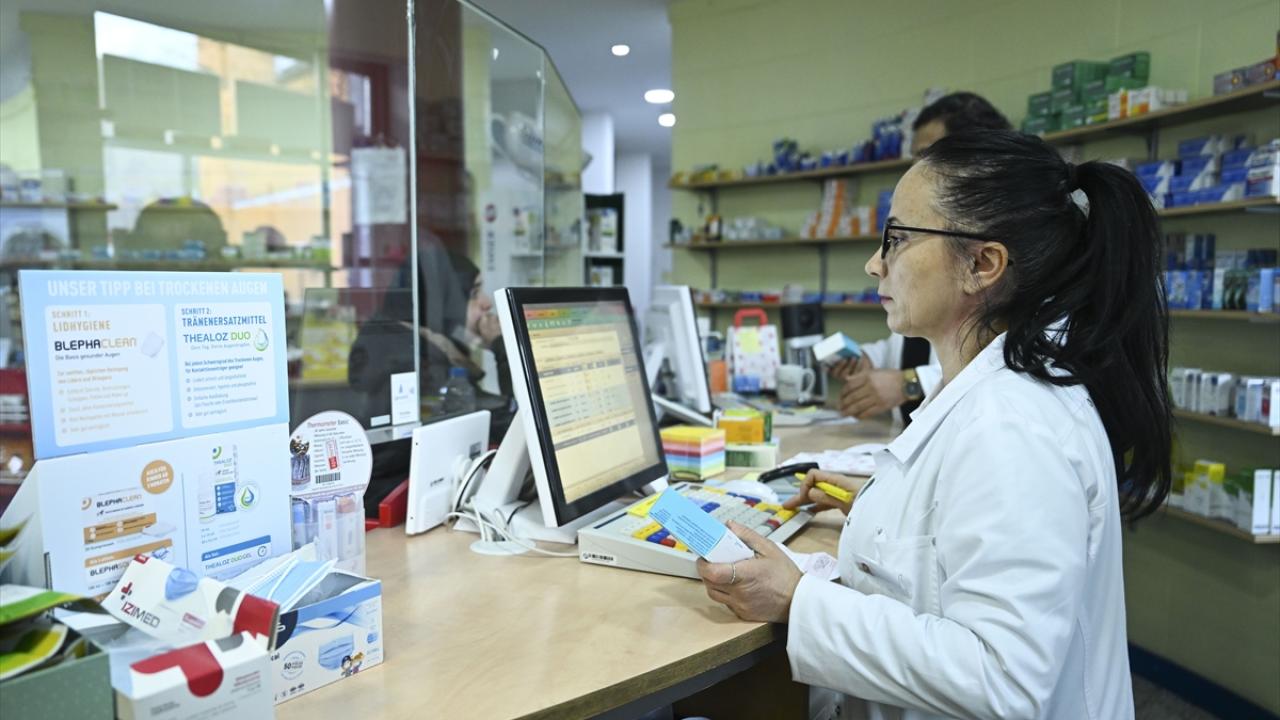 Çin ve Hindistan`dan ilaçların gelmemesi