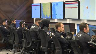 Elektronik Kelepçe İzleme Merkezi kapılarını TRT Haber'e açtı