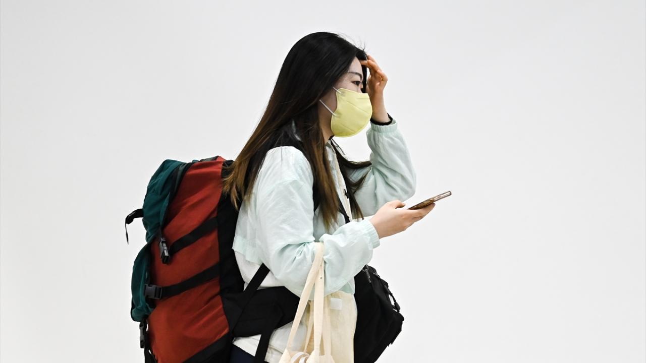 Avustralya, Çin`den gelen yolculara test mecburiyeti getirdi