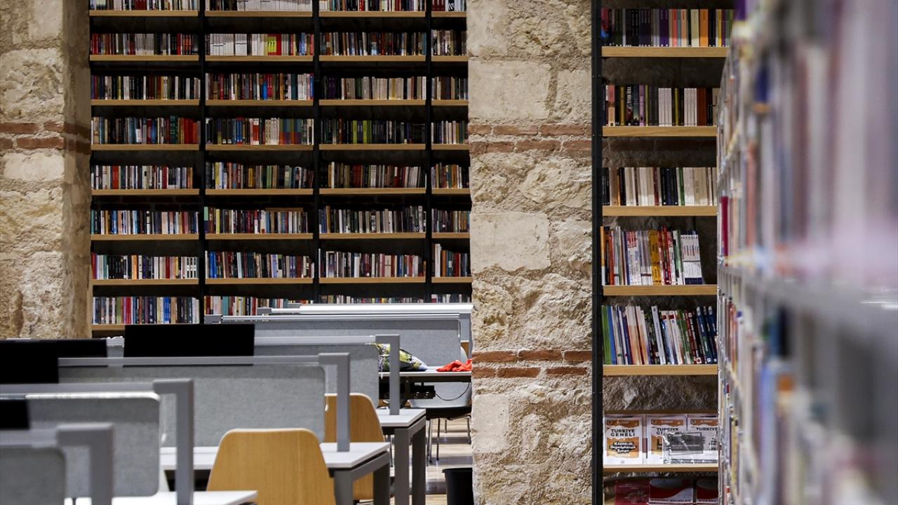 Şifahane`de kitap restorasyon çalışmaları gerçekleştirilecek