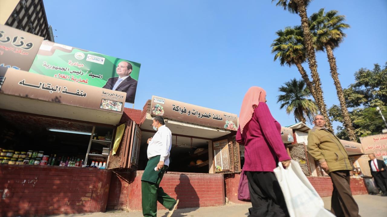 Mısır para birimi Cüneyh, dolar karşısında tarihi değer kaybı yaşadı