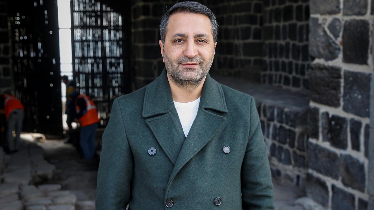 "Orijinal taşlar kullanılıp gelecek nesillere aktarılacak"