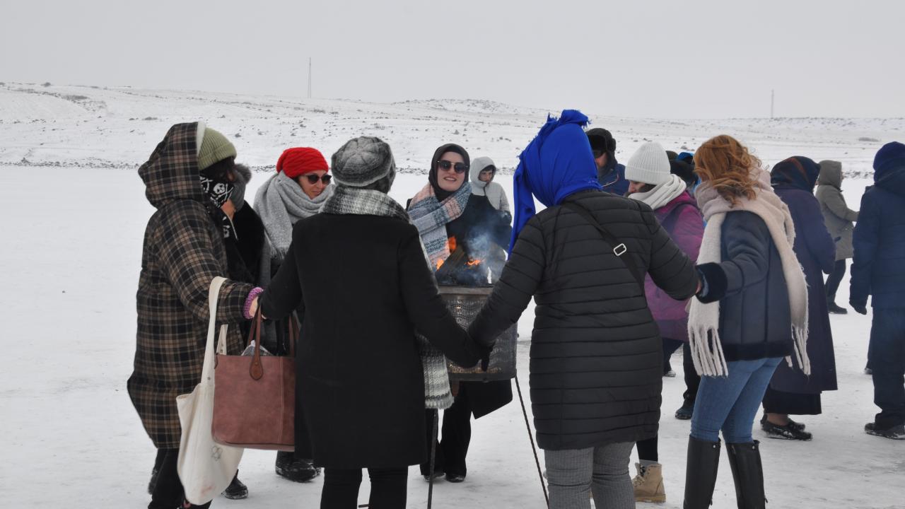 “Soğuktan bu kadar mı keyif alınır?”