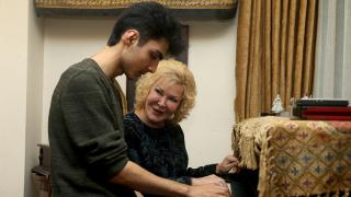 Piyanist kurye, Gülsin Onay'dan ders aldı