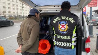 Taksici müşteri sandığı sivil polisten 300 lira istedi