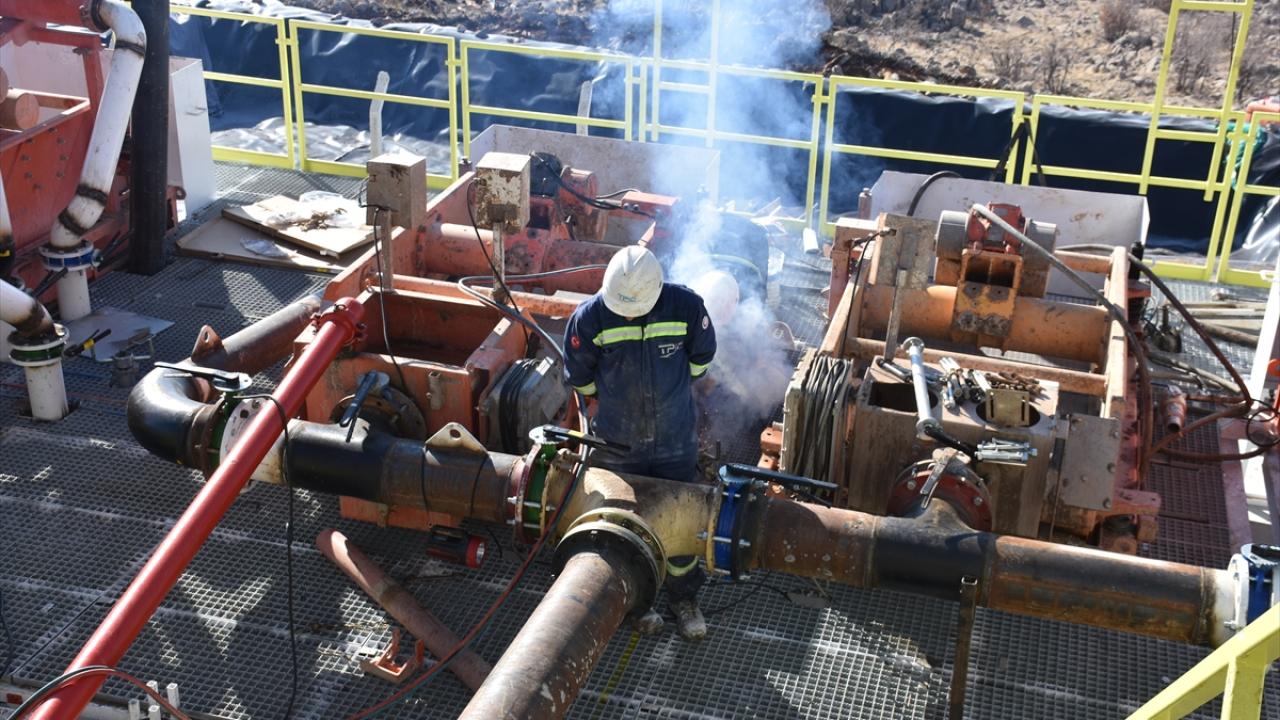Şırnak Namaz Dağı bölgesinde petrol sondajına başlandı