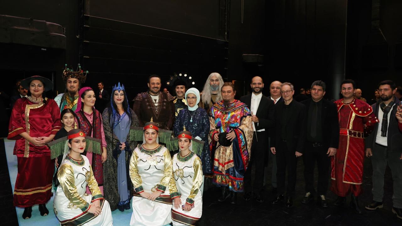 Türkçede "Turan`ın kızı" anlamını taşıyor