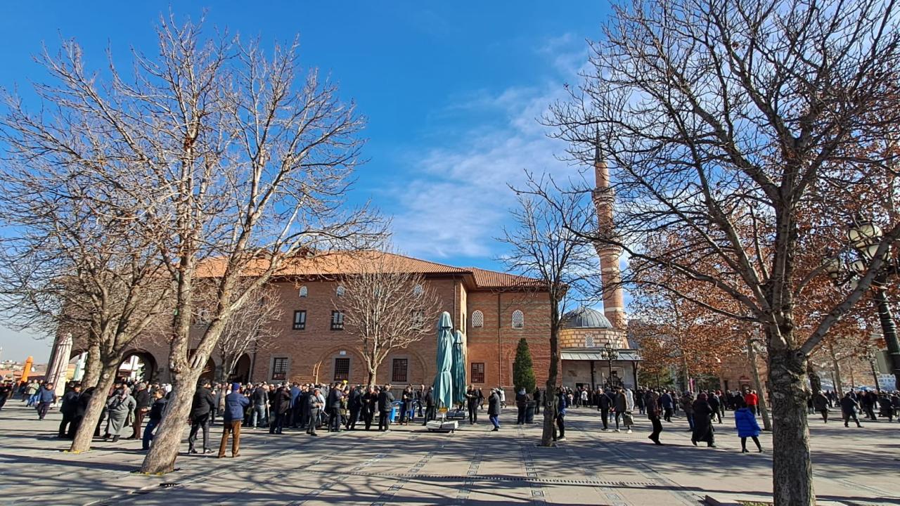 Mehmet Bey Tarafından Yapıldı