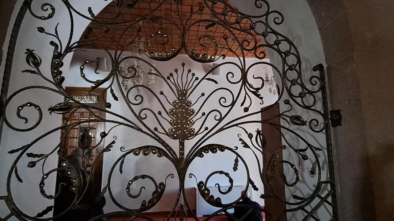 Eski ve Yeni İç İçe