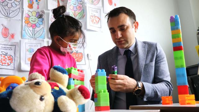 ‘Gezici öğretmen’ uygulaması kırsaldaki öğrencileri okulla buluşturdu