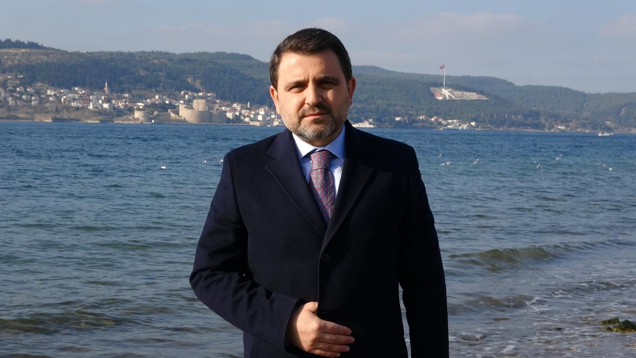 "Çanakkale’nin kaleleri tarihe tanıklık etmiş, hem tarihi mekanlardır, hem de gazi mekanlardır"