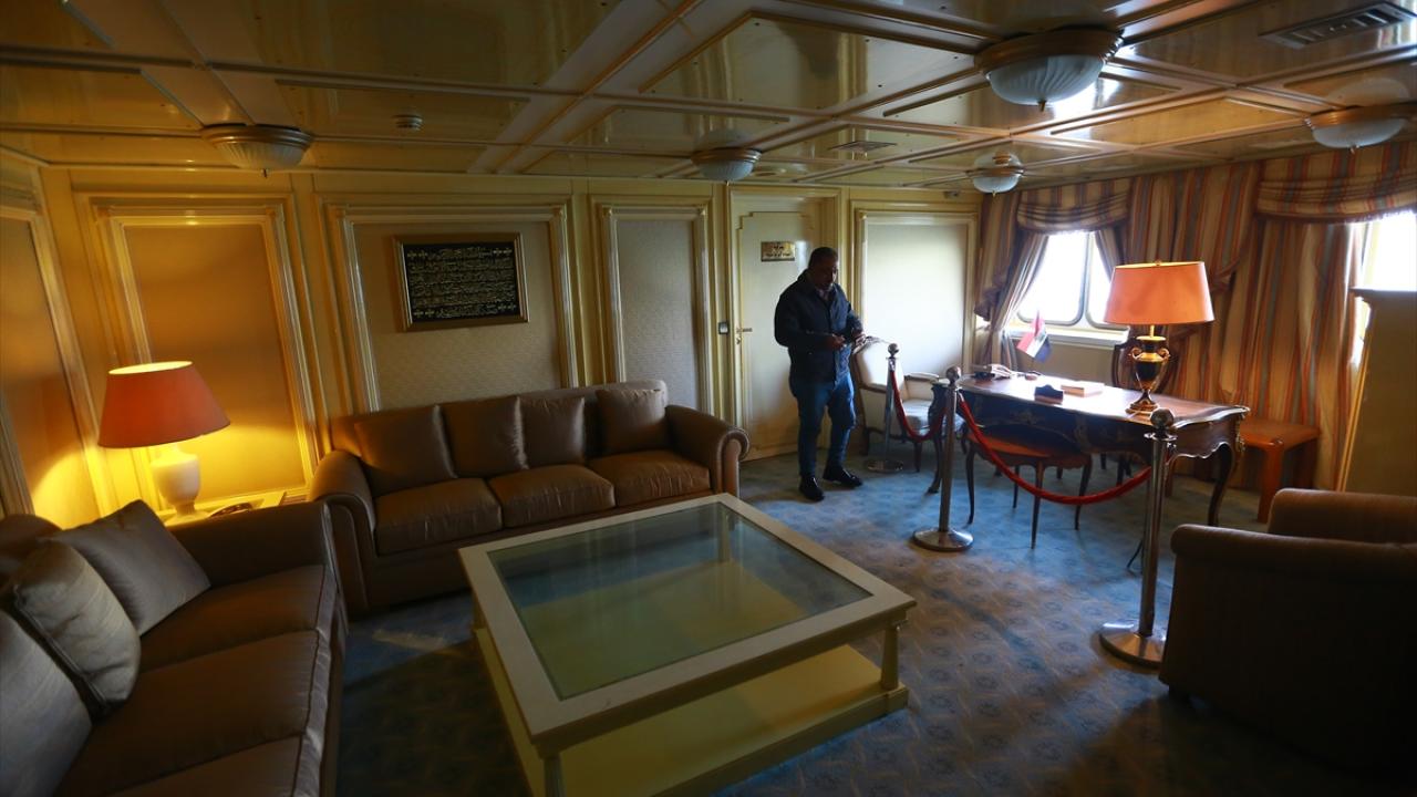 Turistlerin ilgisini çekiyor