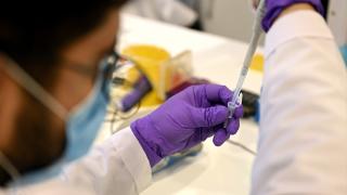 Ege Üniversitesinde geliştirilen Covid-19 DNA aşısında insan deneyi aşamasına gelindi