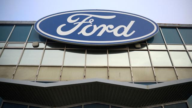 Ford yapay zekaya güvenip işten çıkardığı çalışanları geri aldı