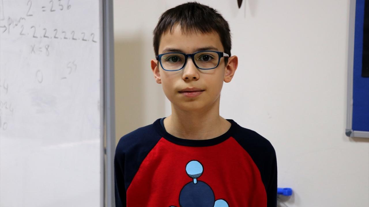 "Eğitimlerimizde robot yapıyoruz"