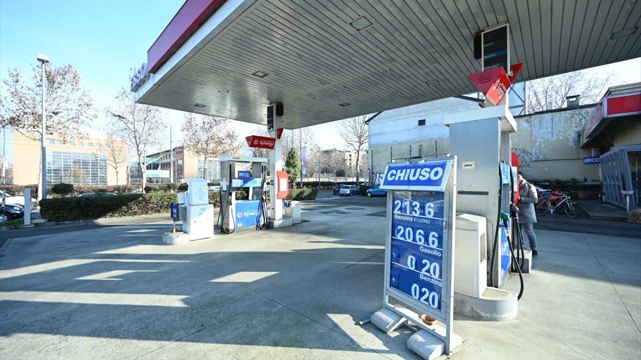 Benzin 1,84, motorin 1,89 avro