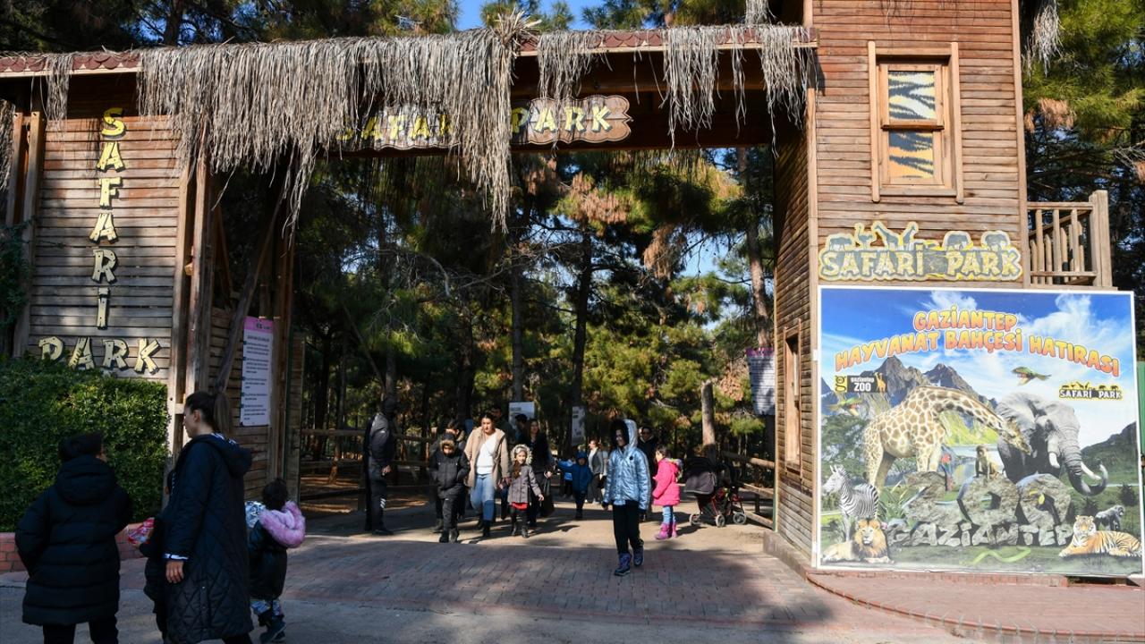 Ara tatilde günde 6-7 bin kişi ziyaret ediyor