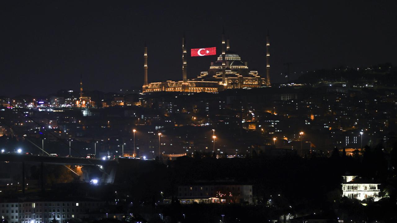 İSTANBUL
