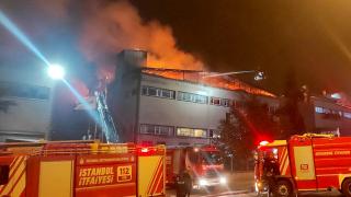 İstanbul'da fabrika yangını