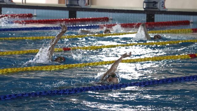 Yüzme sporcusu öğrenciler Erzurum’da güç depoluyor