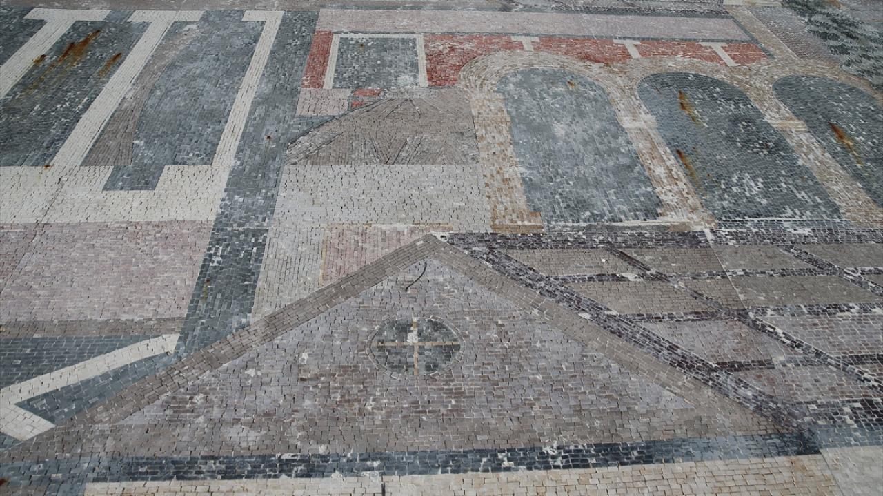 "150 bin kişi ziyaret etti"